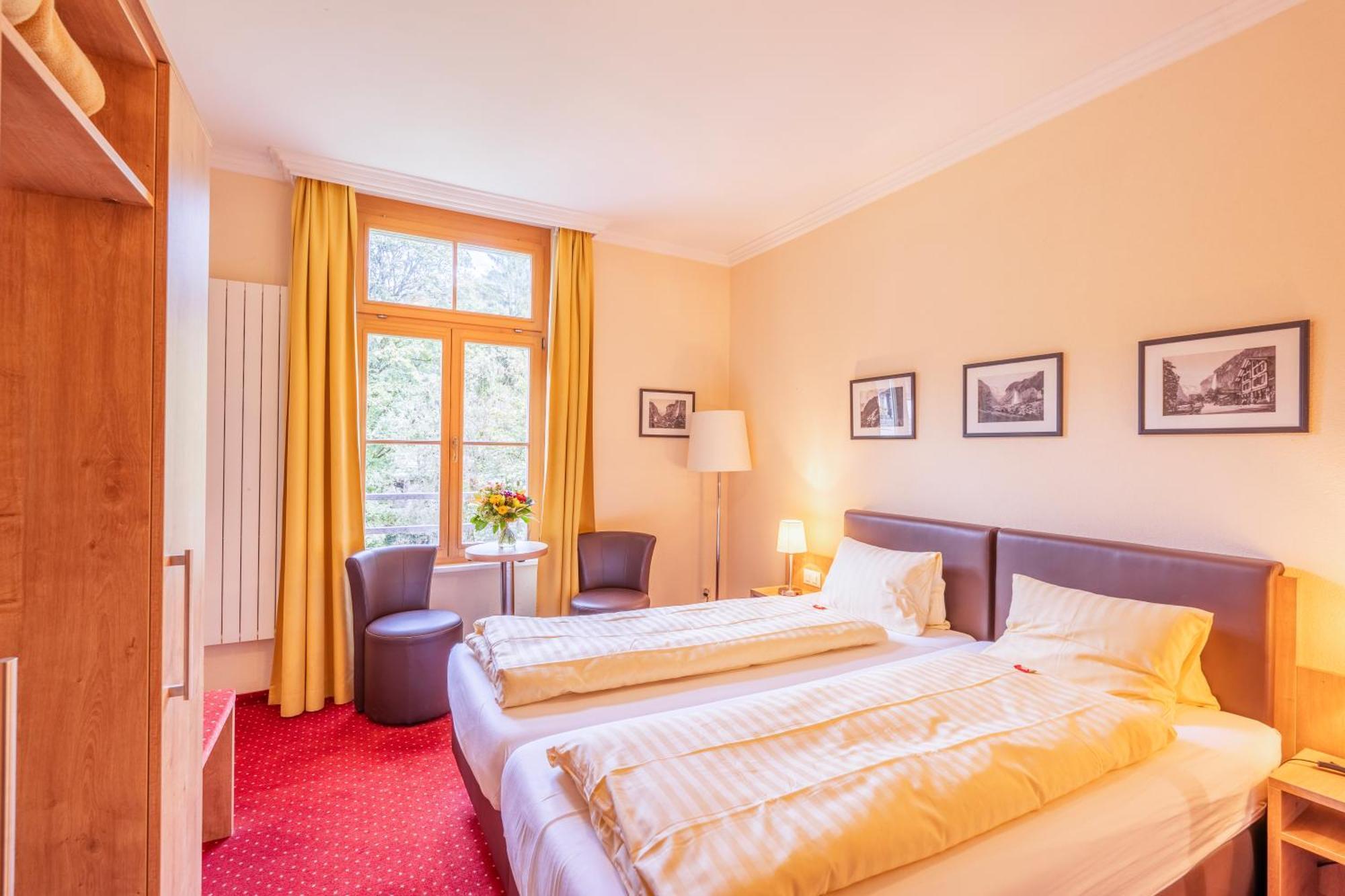 Hotel Staubbach Лаутербрунен Екстериор снимка